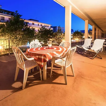 בית נופש Condominio Res. Palace