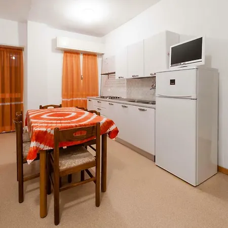 Condominio Res. Palace בית נופש