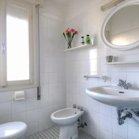 בית נופש Condominio Res. Palace *