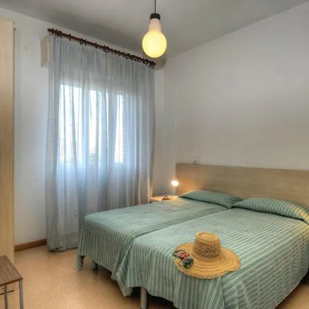 Condominio Res. Palace בית נופש