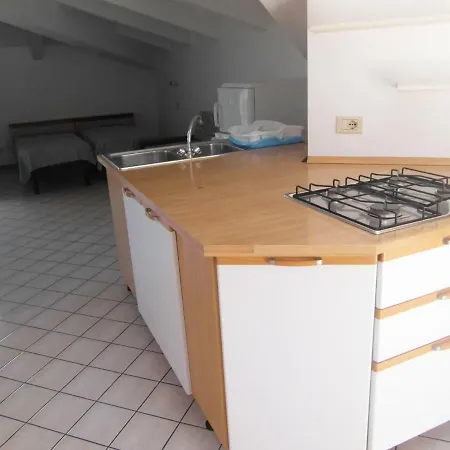 Condominio Res. Palace בית נופש ביביונה